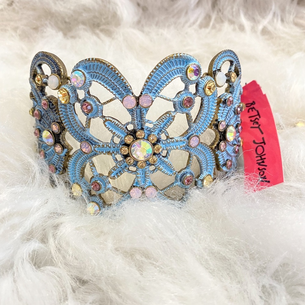 NWT Betsey Johnson Oversized Cuff Bracelet Y2K Fashion Jewelry